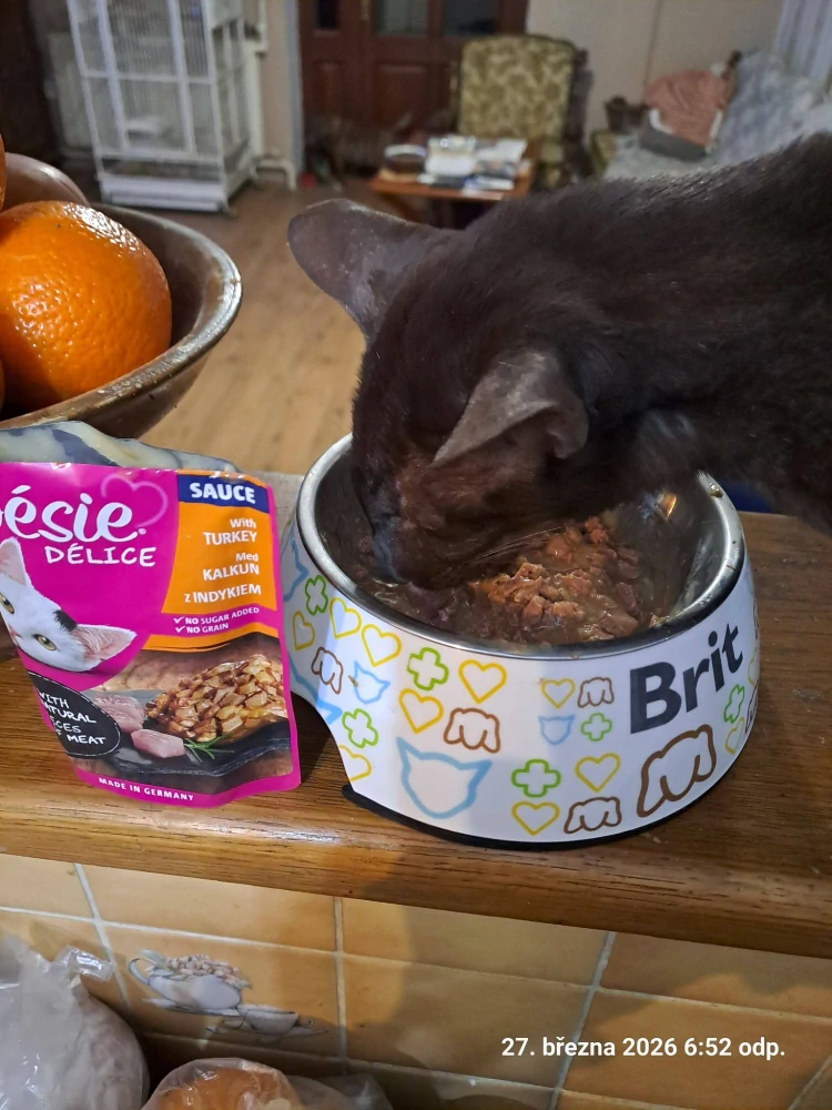 Vitakraft Cat Poésie Déli Sauce kapsička pro kočky krůtí 85 g